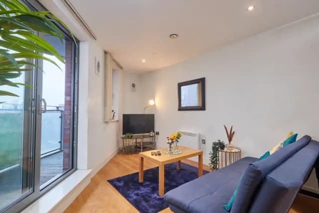 2 Bedroom