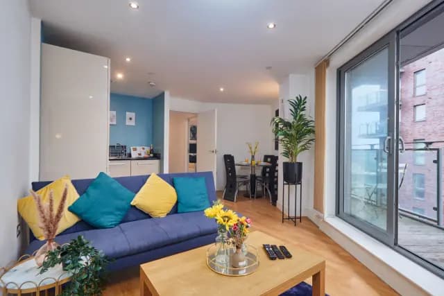 2 Bedroom