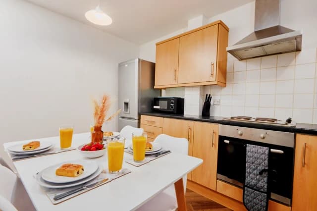 2 Bed 1 Bath