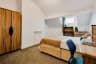 8 Beds 3 Baths