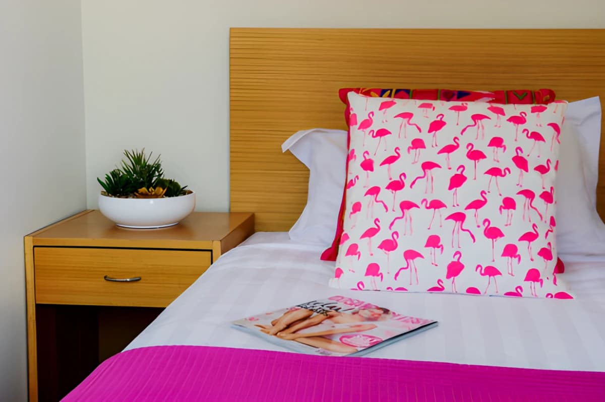 Student Living - 570 Swanston image 4