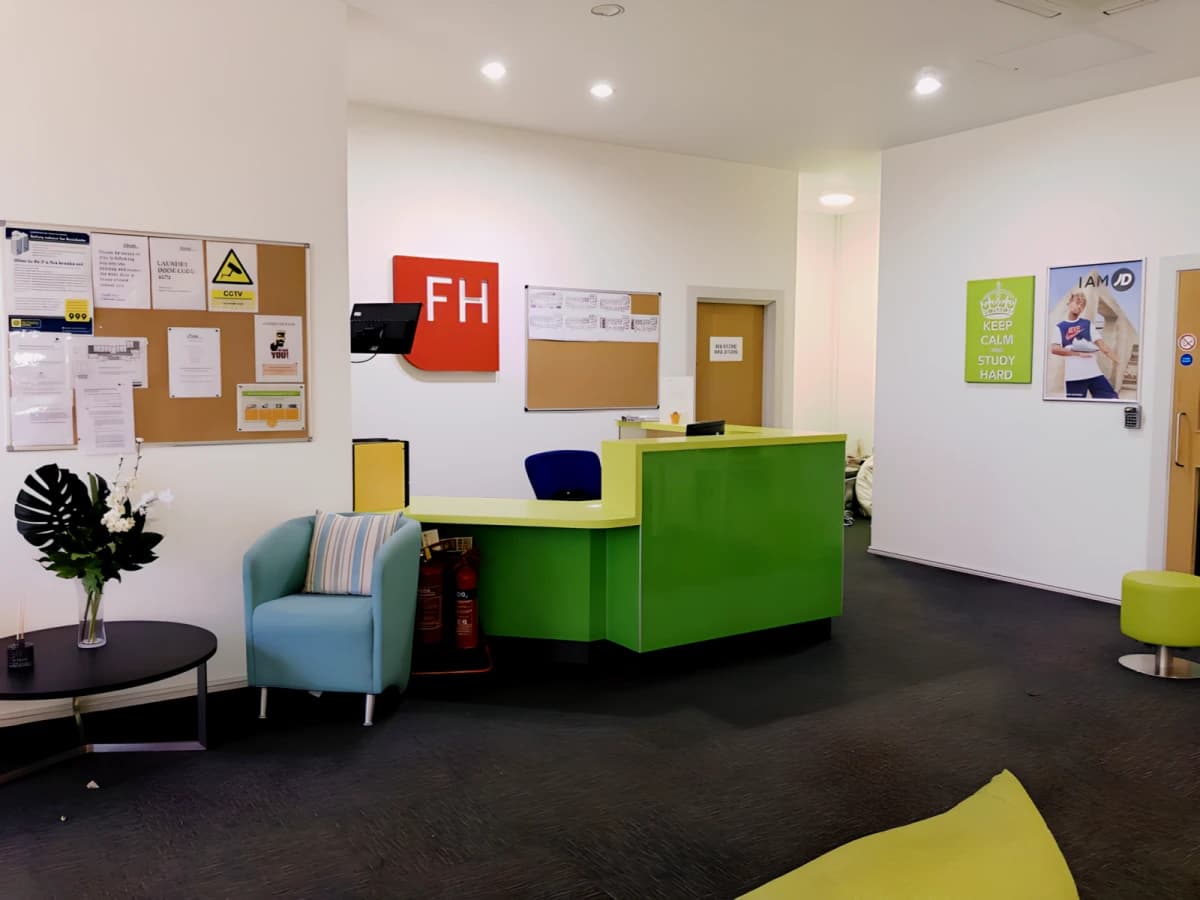 Falkland House image
