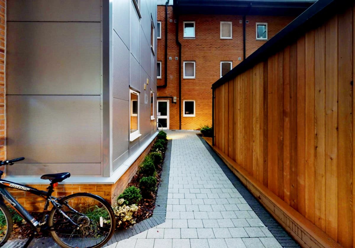 iQ Great Newton House image 3