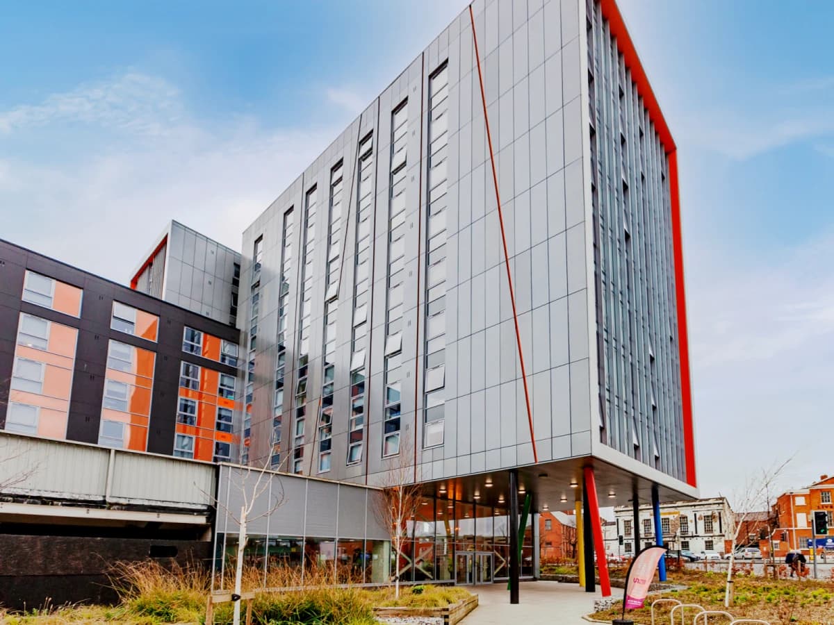 One Islington Plaza image 2