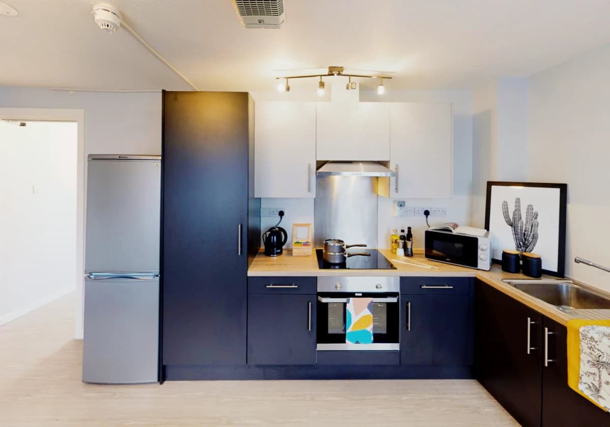 iQ Great Newton House image