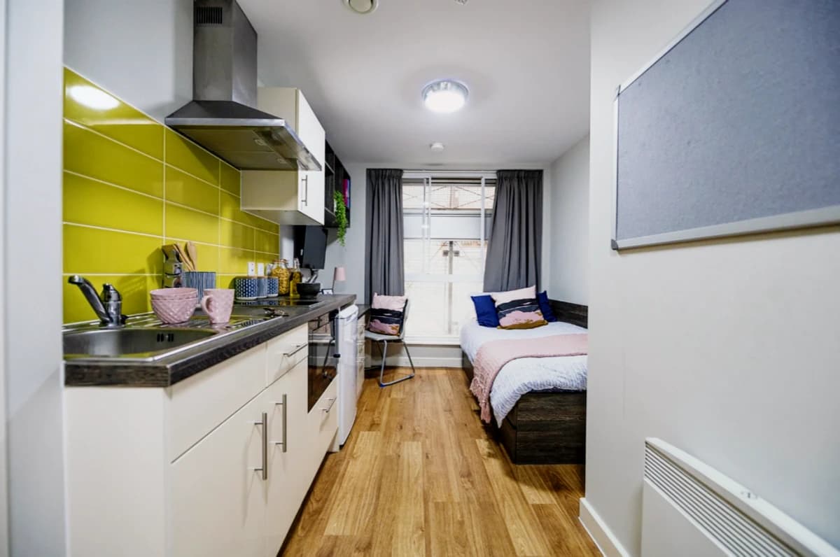Stanley Court image