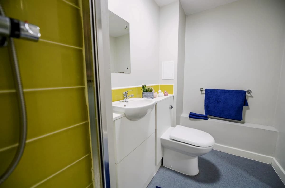 Stanley Court image
