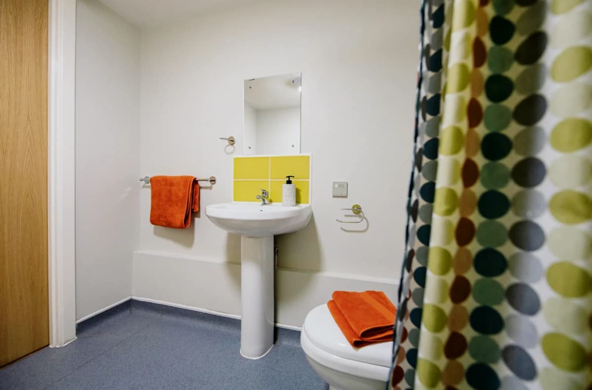 Stanley Court image