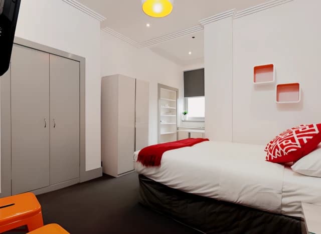 ume Darlinghurst image