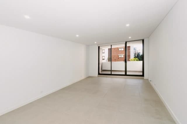 3 Madden Close image