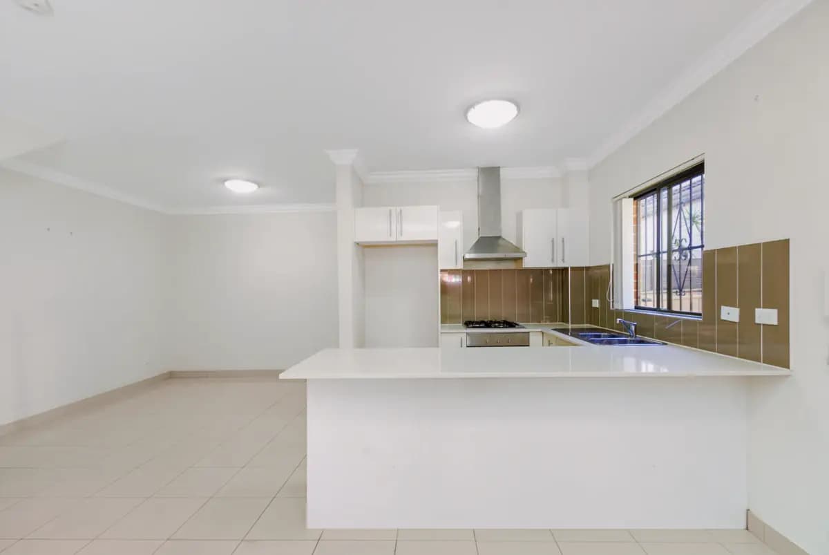2/93-95 Clissold Parade,Campsie,New South Wales 2194