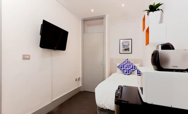 residence near Flinders Street image