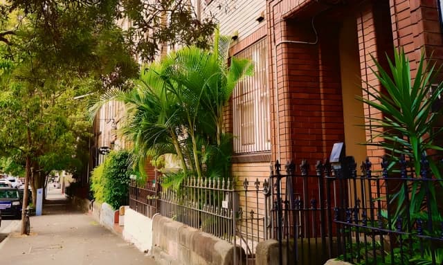 residence near Crown Street image 2
