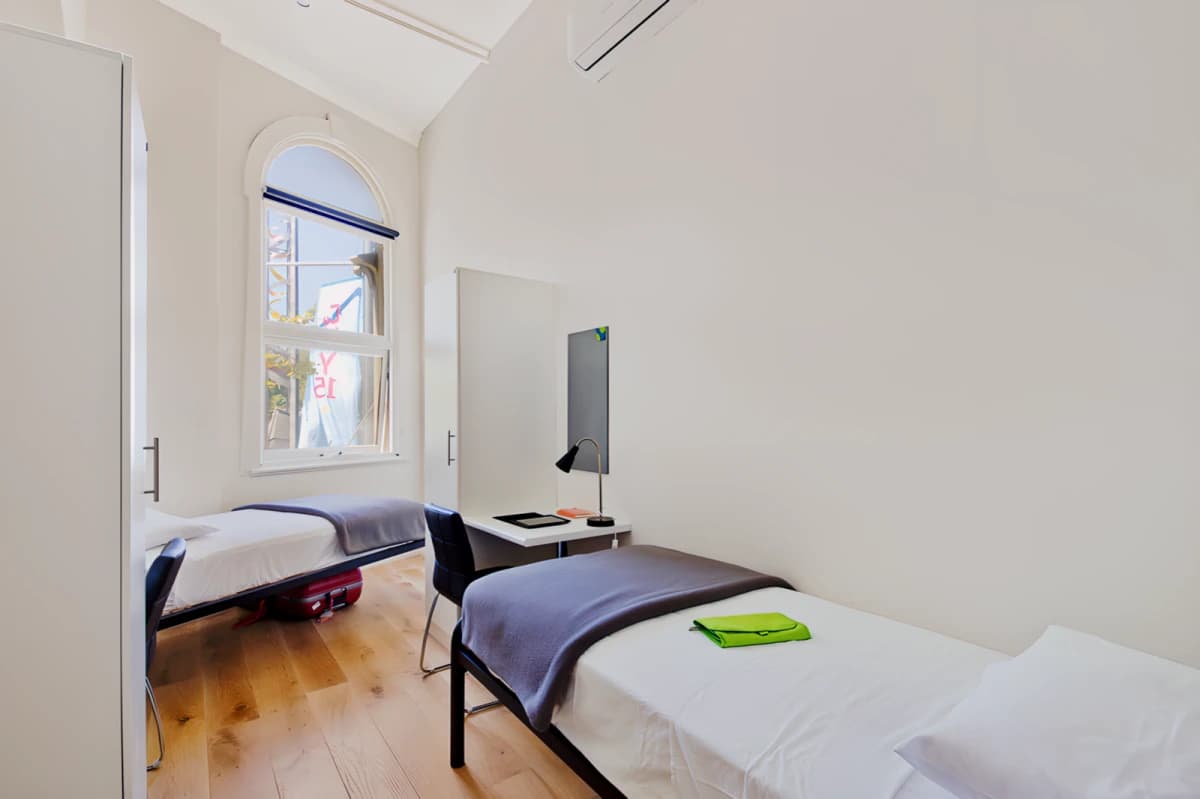 Link2 Central Apartment image