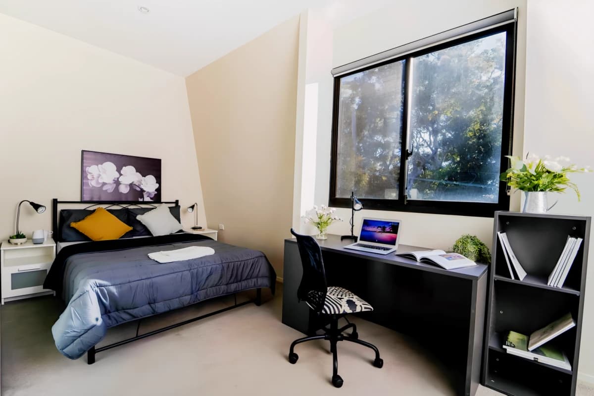 Dayman  Apartments image