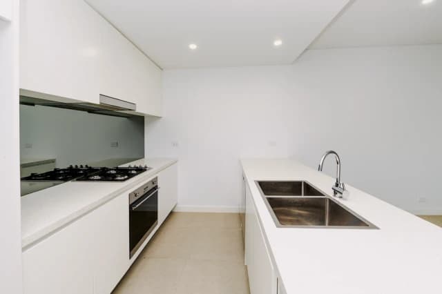 3 Madden Close