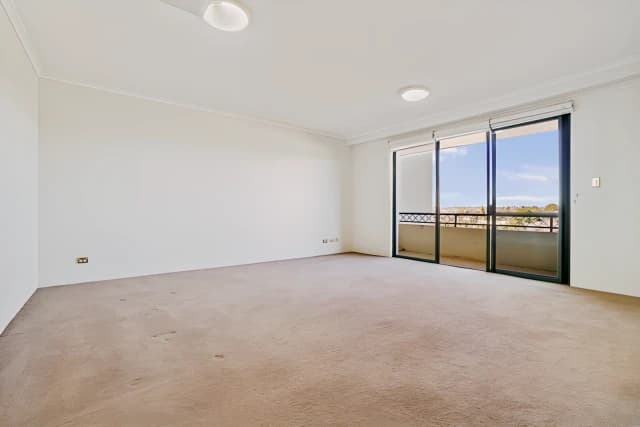 2Bedrooms, 2Bathrooms