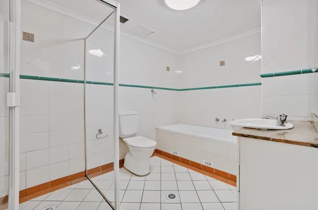2Bedrooms, 2Bathrooms