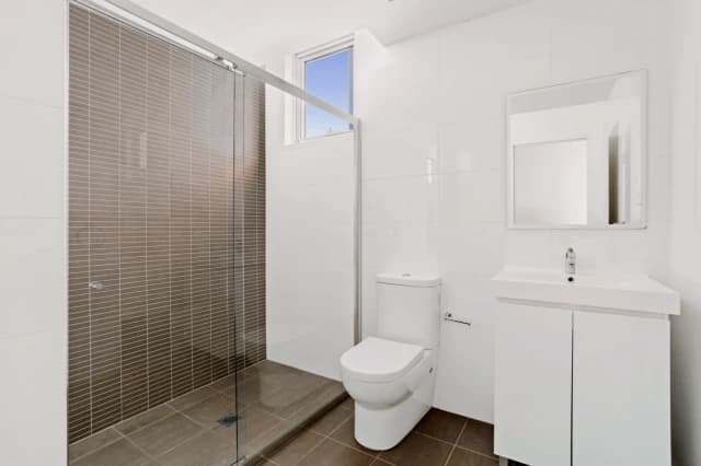 3Bedrooms, 2Bathrooms
