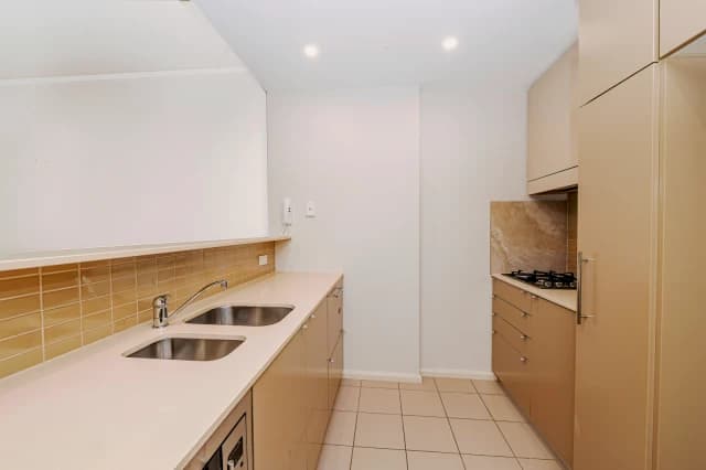 1Bedrooms, 1Bathrooms
