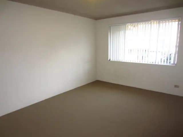 2Bedrooms, 1Bathrooms