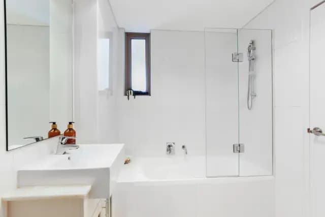 2Bedrooms, 2Bathrooms