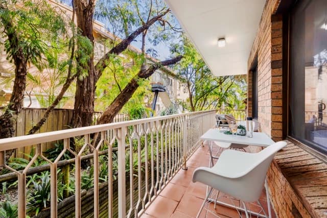 3Bedrooms, 2Bathrooms