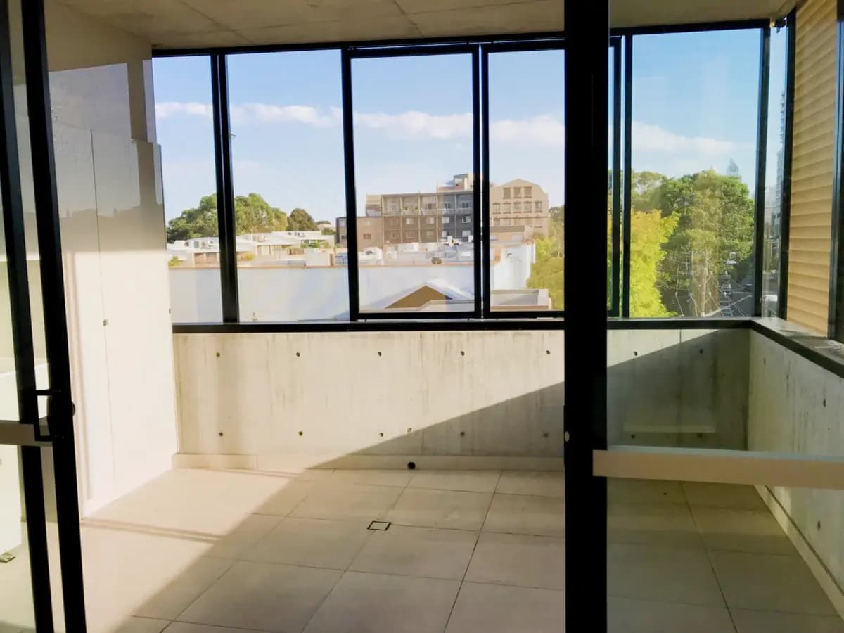 2Bedrooms, 1Bathrooms