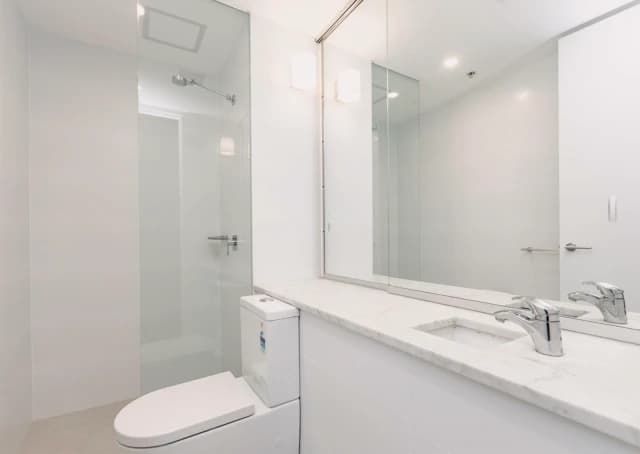 2Bedrooms, 2Bathrooms