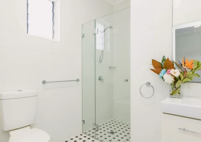 1Bedrooms, 1Bathrooms