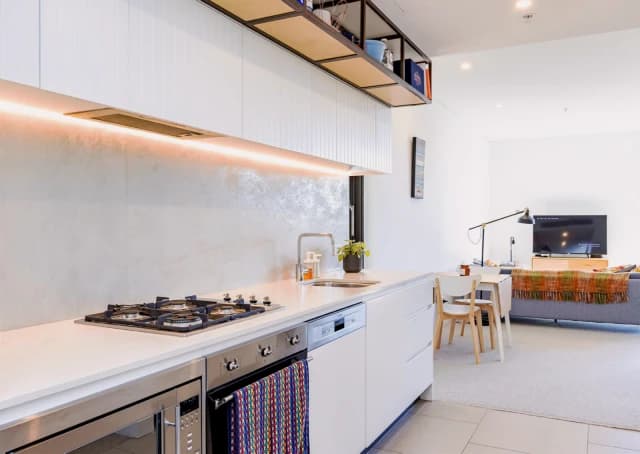 1Bedrooms, 1Bathrooms