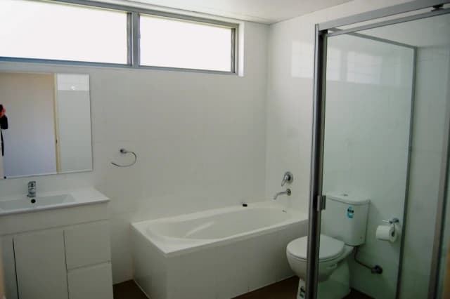 2Bedrooms, 2Bathrooms