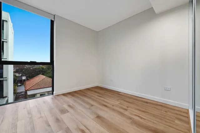 1Bedrooms, 1Bathrooms
