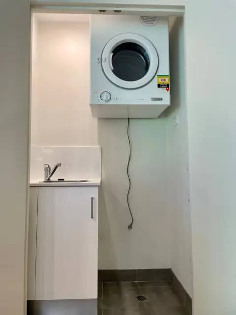1Bedrooms, 1Bathrooms
