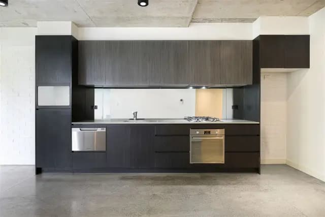 2Bedrooms, 2Bathrooms