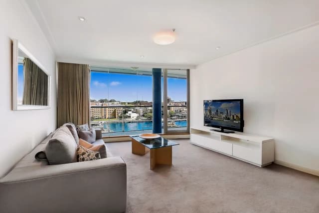 2Bedrooms, 2Bathrooms