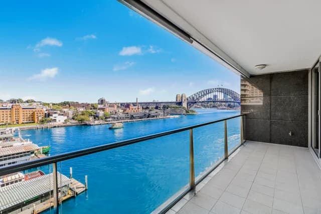 2Bedrooms, 2Bathrooms