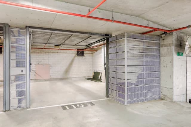 2Bedrooms, 2Bathrooms