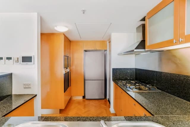 2Bedrooms, 2Bathrooms