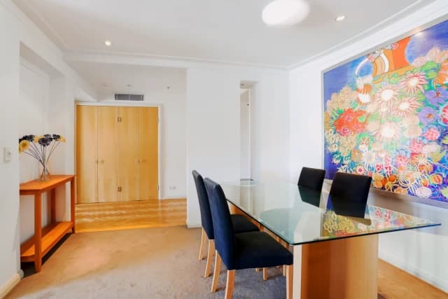 2Bedrooms, 2Bathrooms