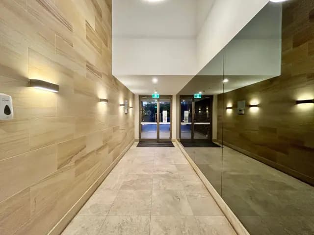 2Bedrooms, 2Bathrooms