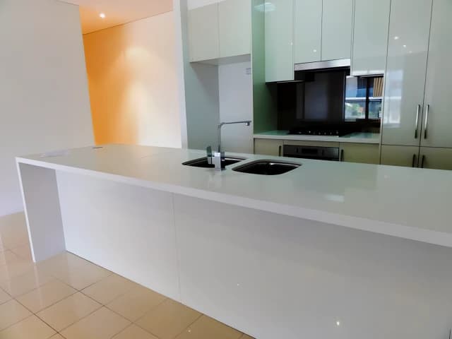 3Bedrooms, 2Bathrooms