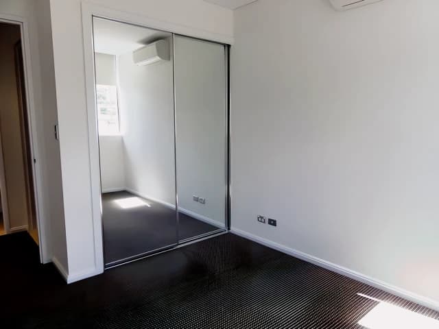 3Bedrooms, 2Bathrooms