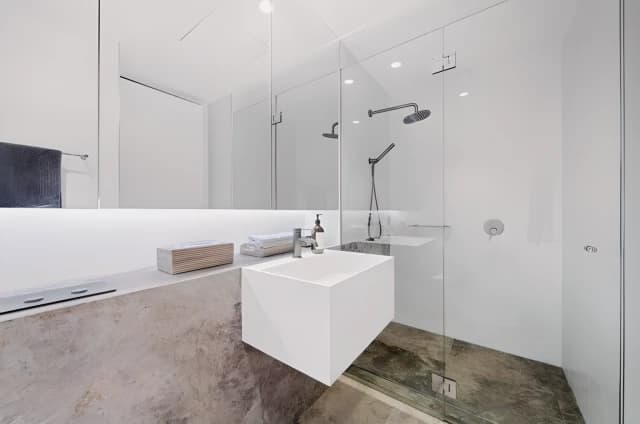 1Bedrooms, 1Bathrooms