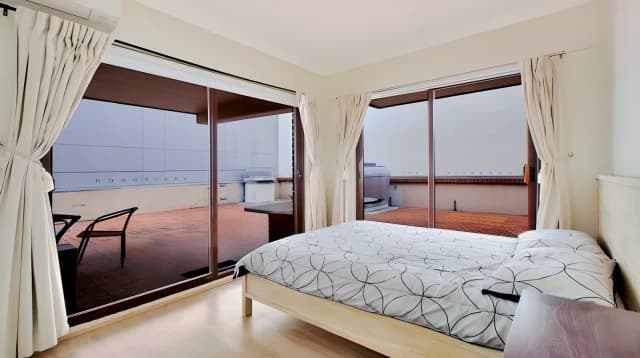 1Bedrooms, 1Bathrooms