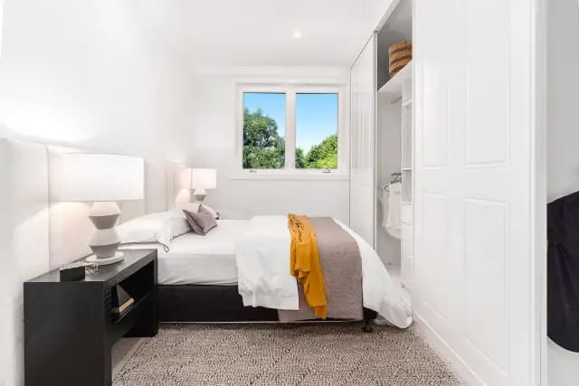 4Bedrooms, 2Bathrooms