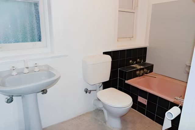 1Bedrooms, 1Bathrooms