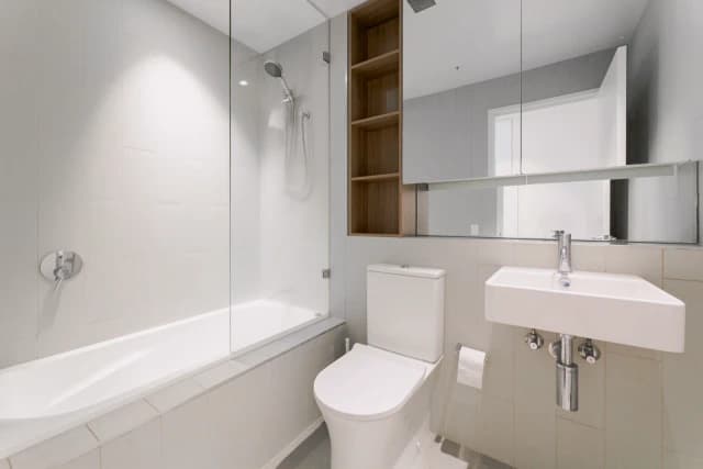 2Bedrooms, 2Bathrooms