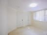 2Bedrooms, 1Bathrooms
