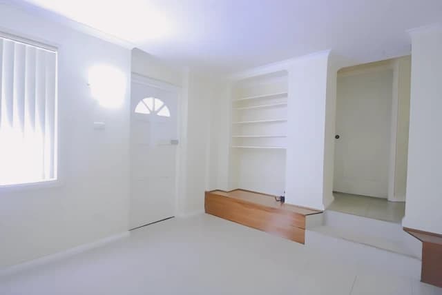 2Bedrooms, 1Bathrooms